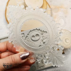 GRUNGY FRAMES - FINNABAIR – MOULDS - 1 PC, 5×8 IN
