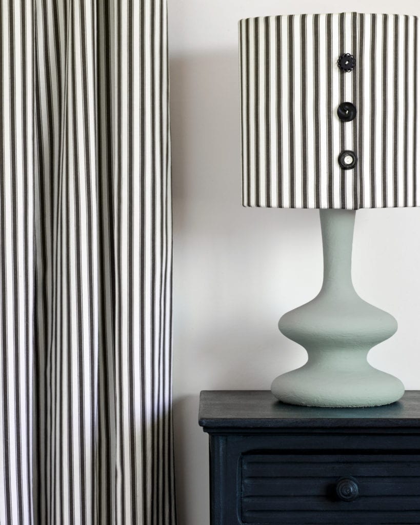 ATHENIAN BLACK - ANNIE SLOAN CHALK PAINT