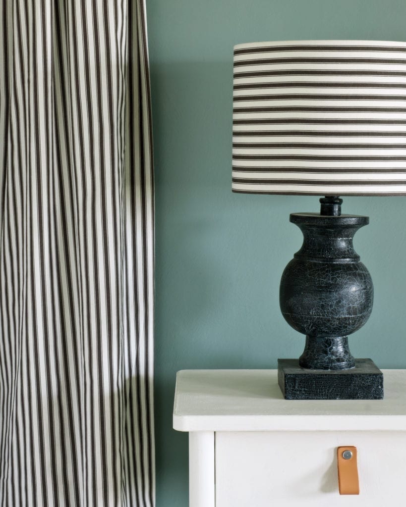 OLD WHITE - ANNIE SLOAN CHALK PAINT