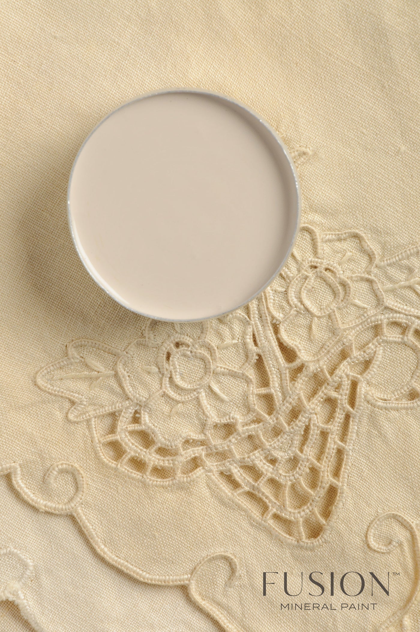 CATHEDRAL TAUPE - FUSION MINERAL PAINT