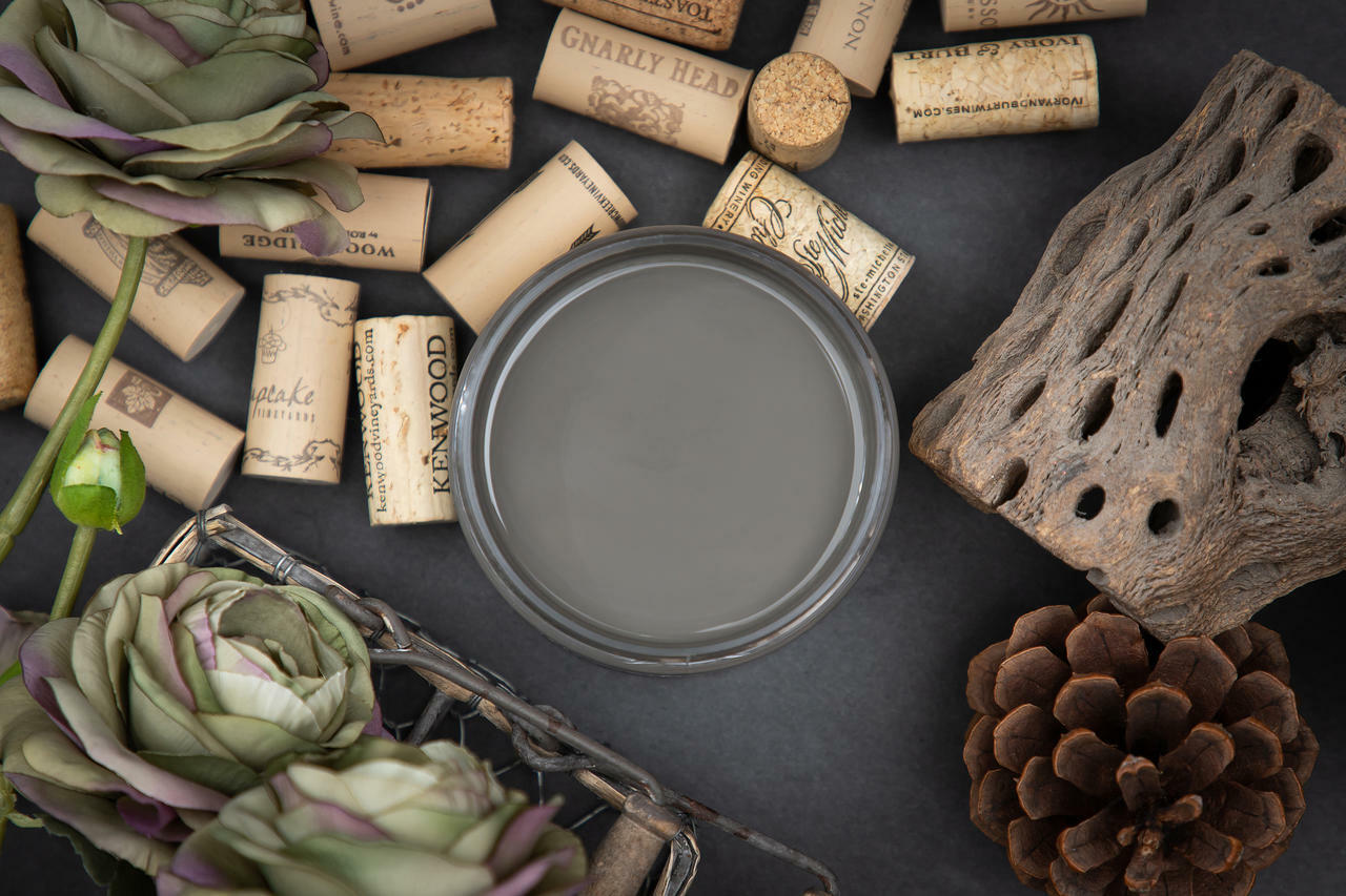 GRAVEL ROAD - DIXIE BELLE CHALK MINERAL PAINT