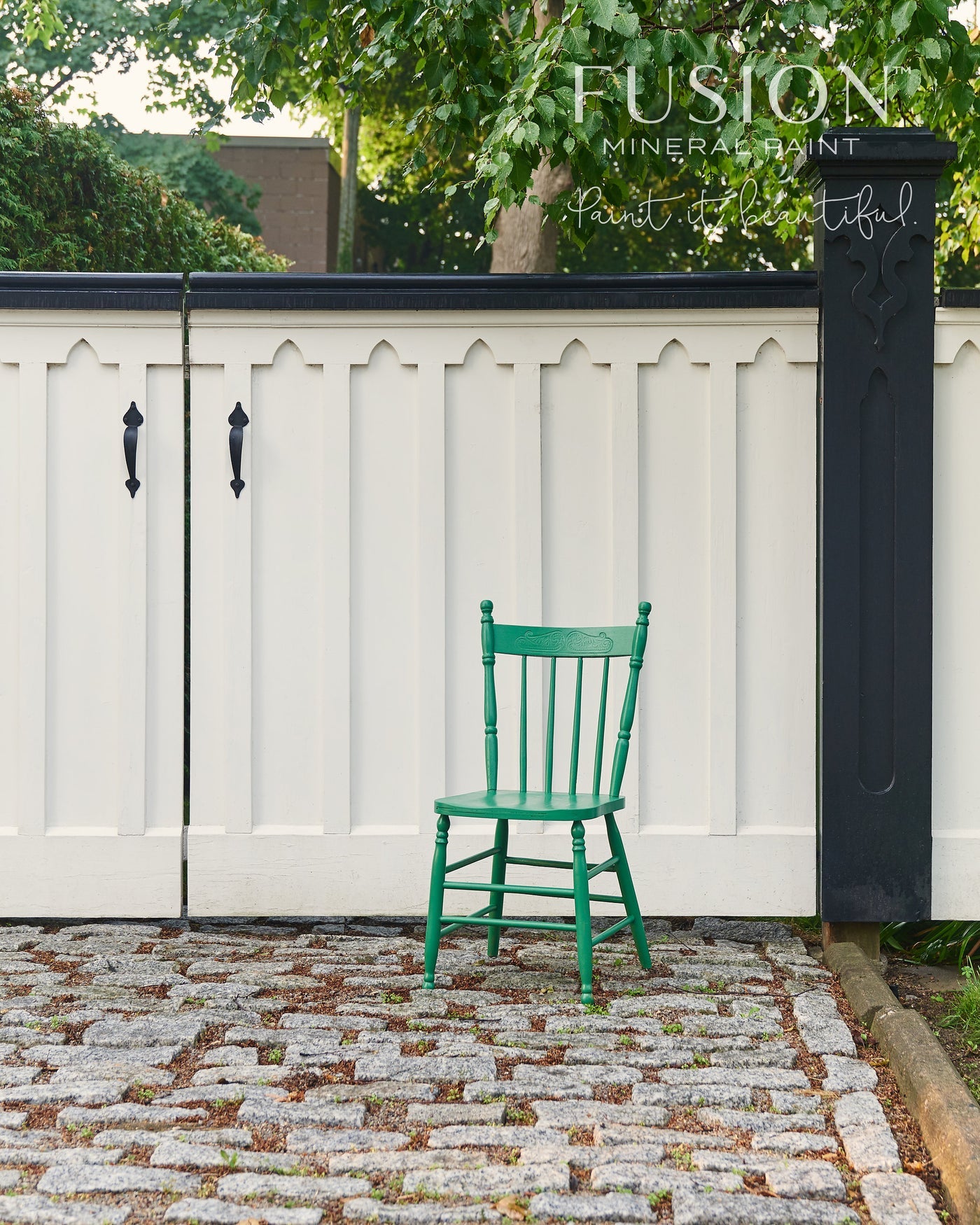 PARK BENCH - FUSION MINERAL PAINT